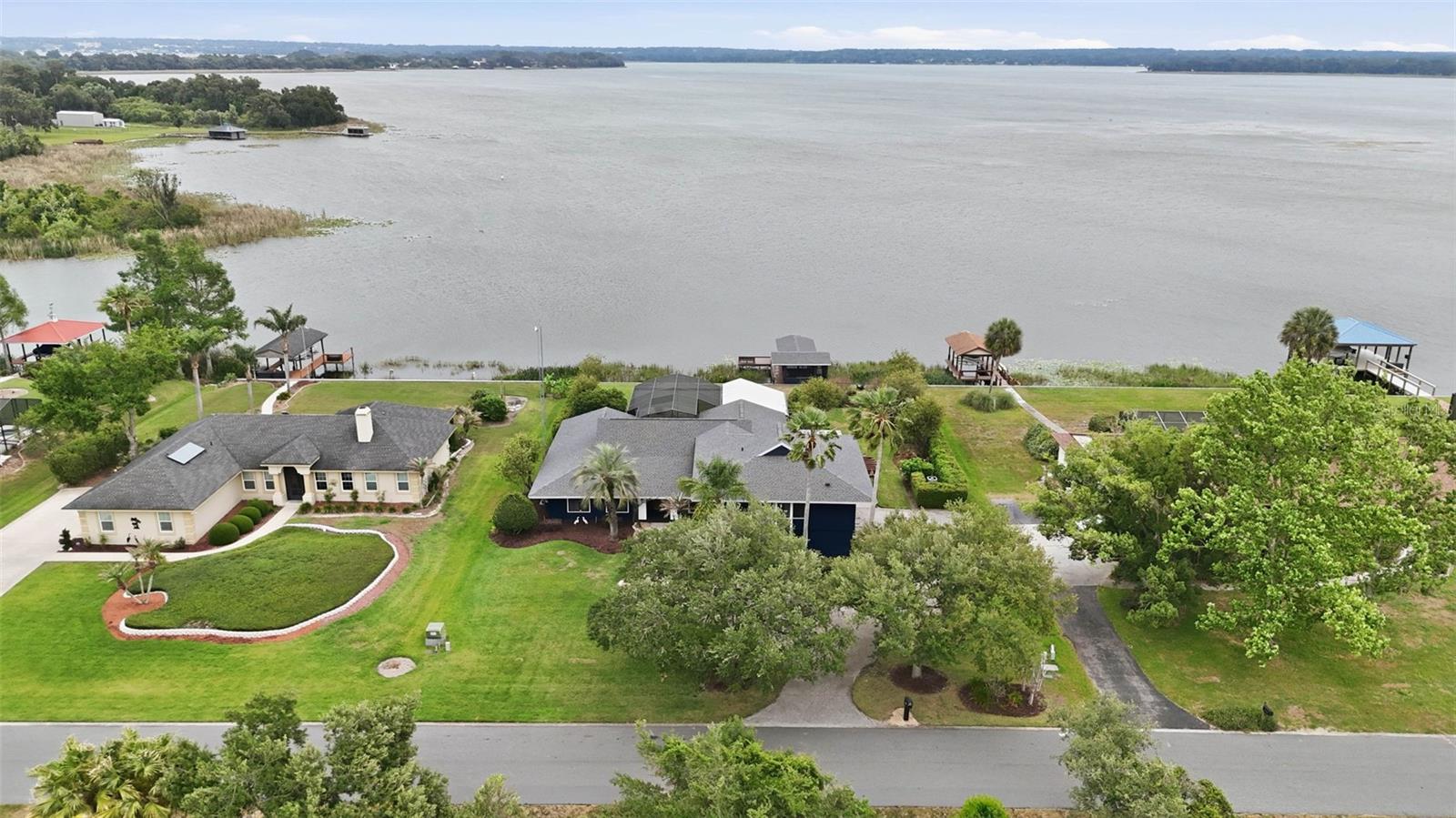 LAKE BEAUCLAIRE SUB - Residential