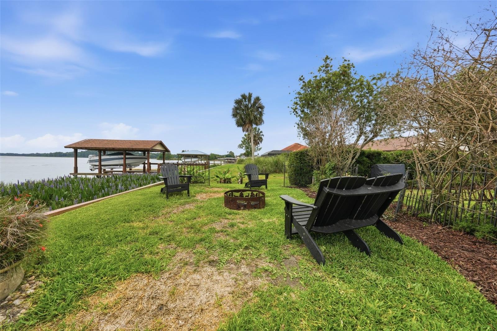 LAKE BEAUCLAIRE SUB - Residential