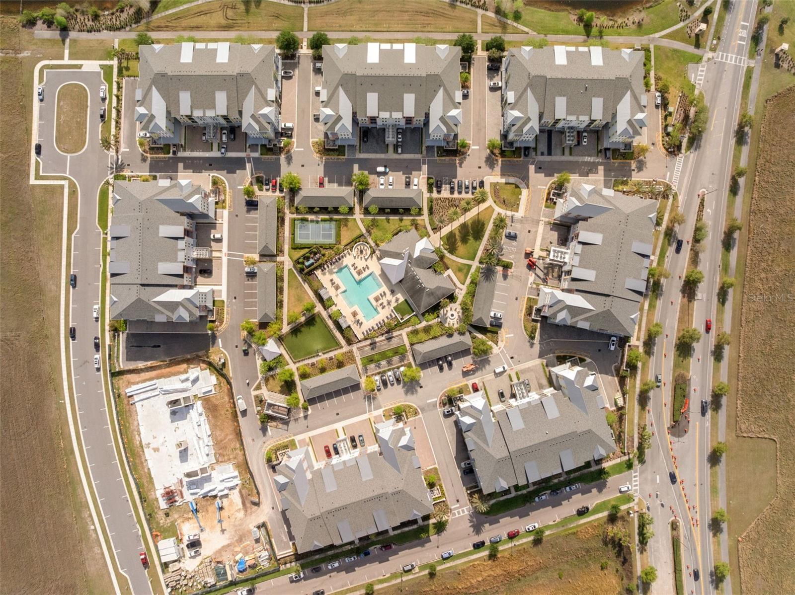 GATHERINGS/LK NONA IV - Residential