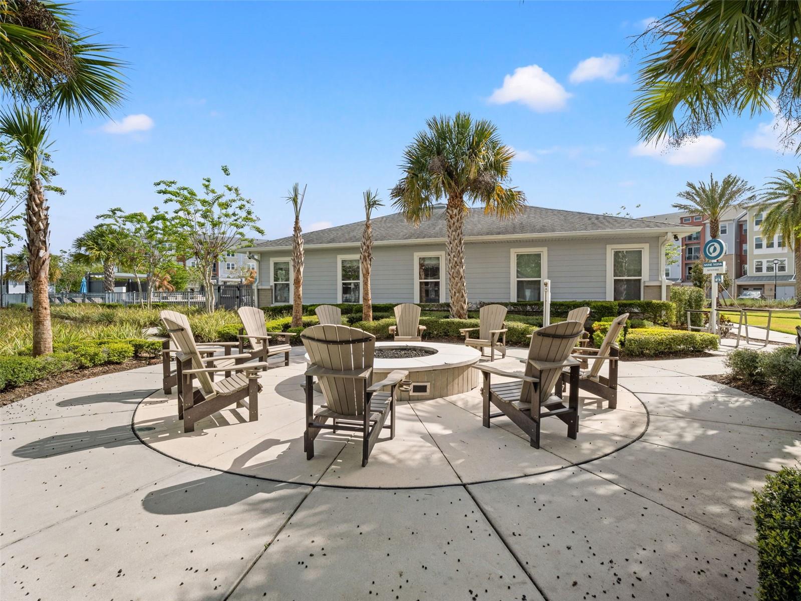 GATHERINGS/LK NONA IV - Residential