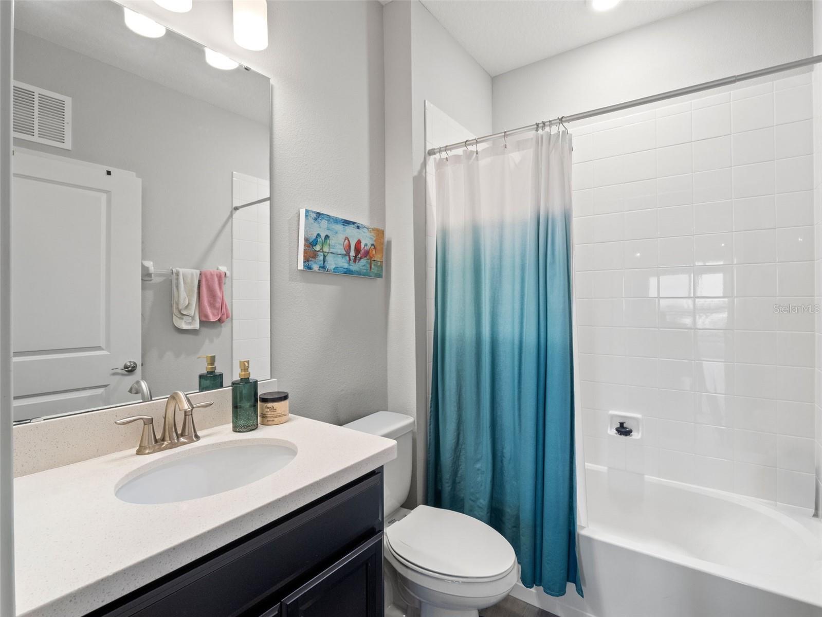 GATHERINGS/LK NONA IV - Residential