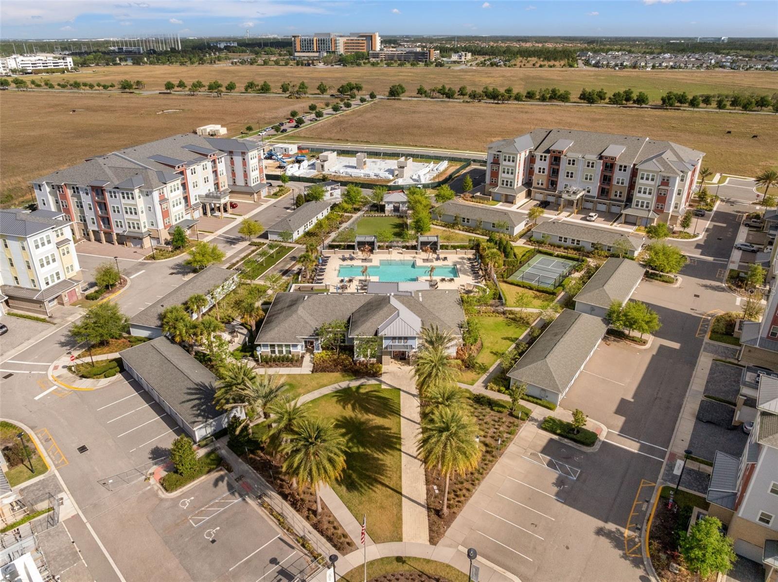 GATHERINGS/LK NONA IV - Residential