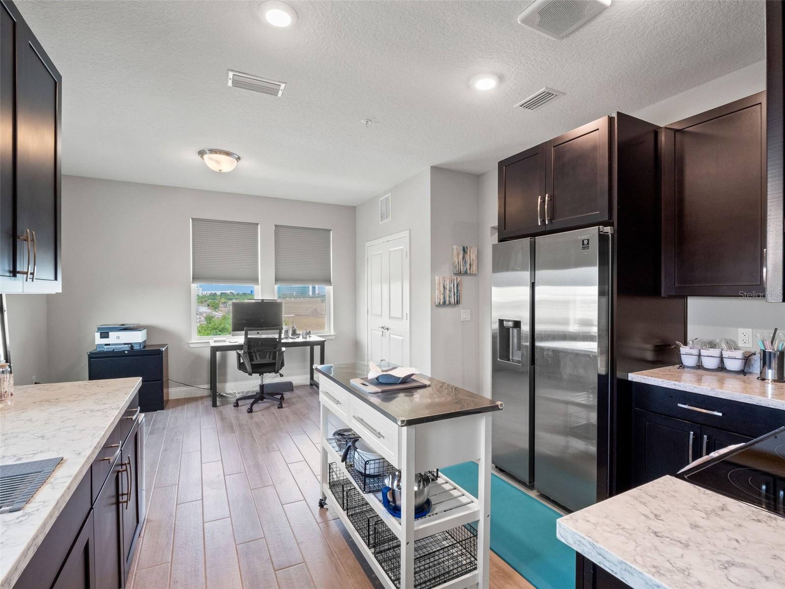 GATHERINGS/LK NONA IV - Residential