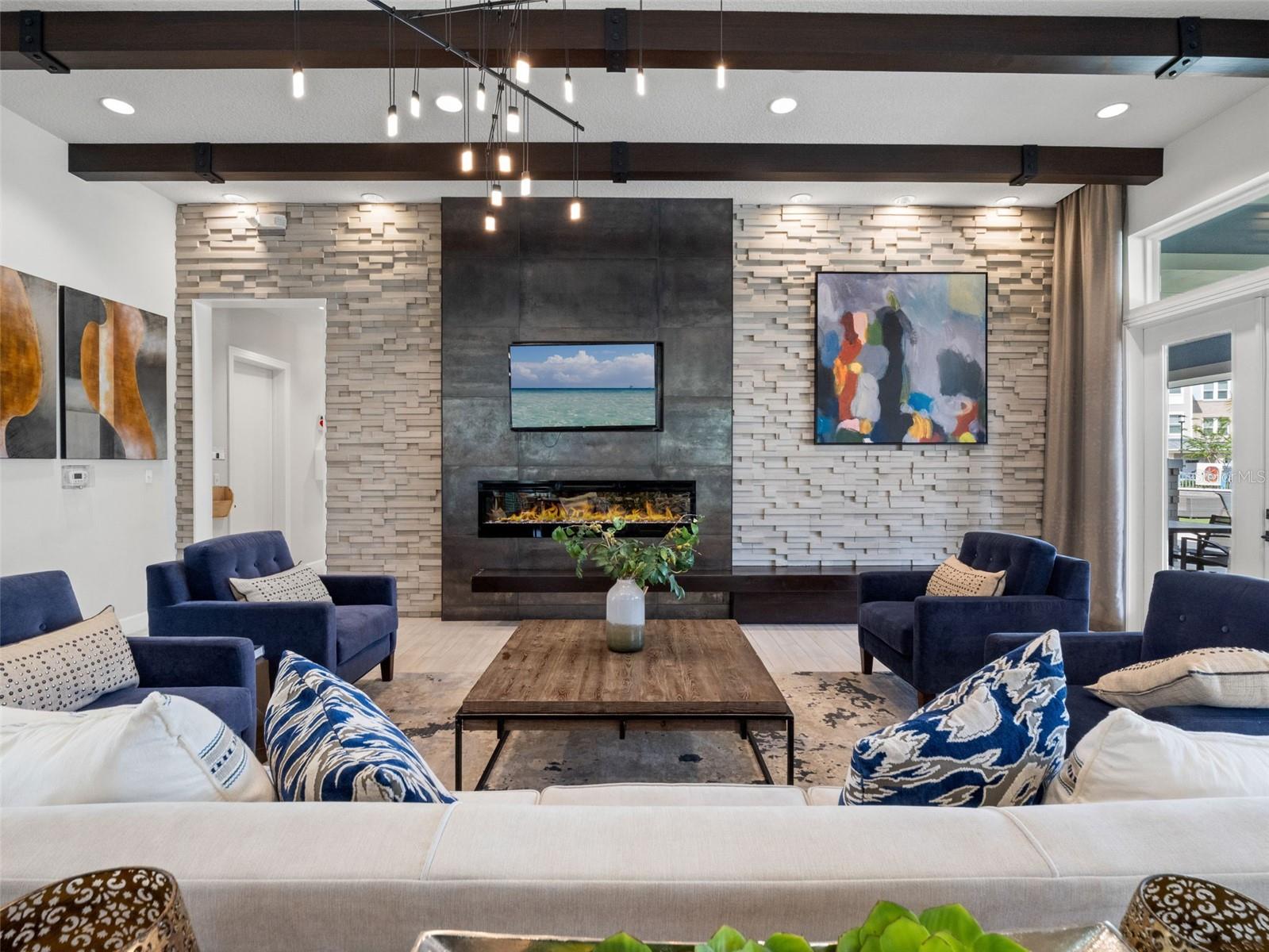 GATHERINGS/LK NONA IV - Residential