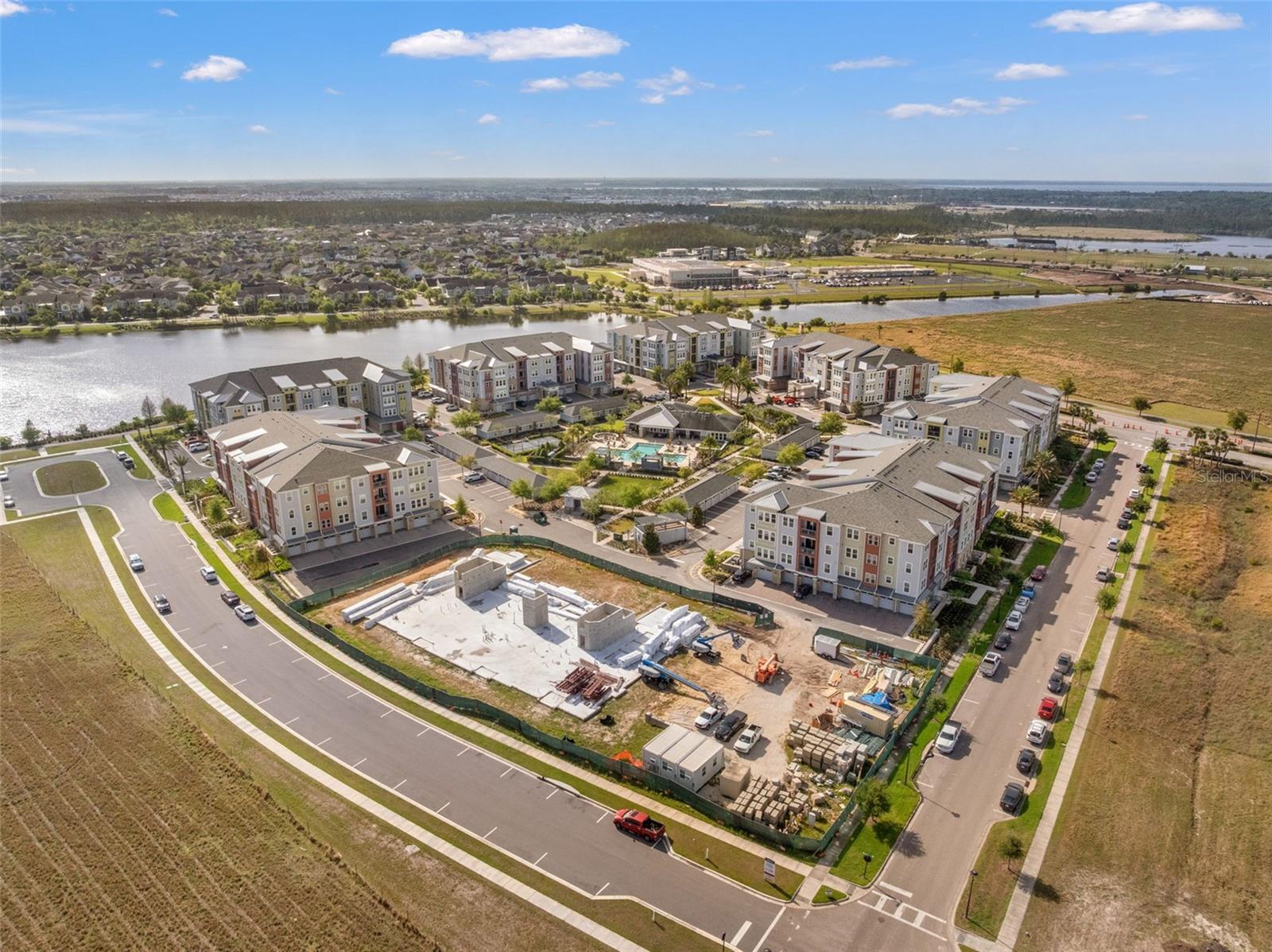 GATHERINGS/LK NONA IV - Residential