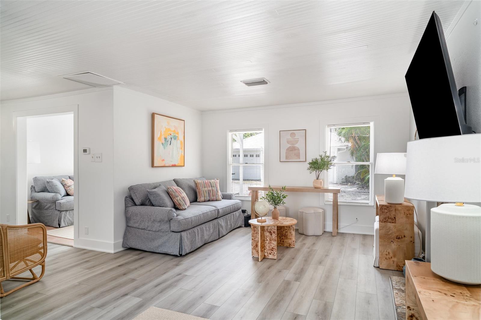309 PINE AVENUE
