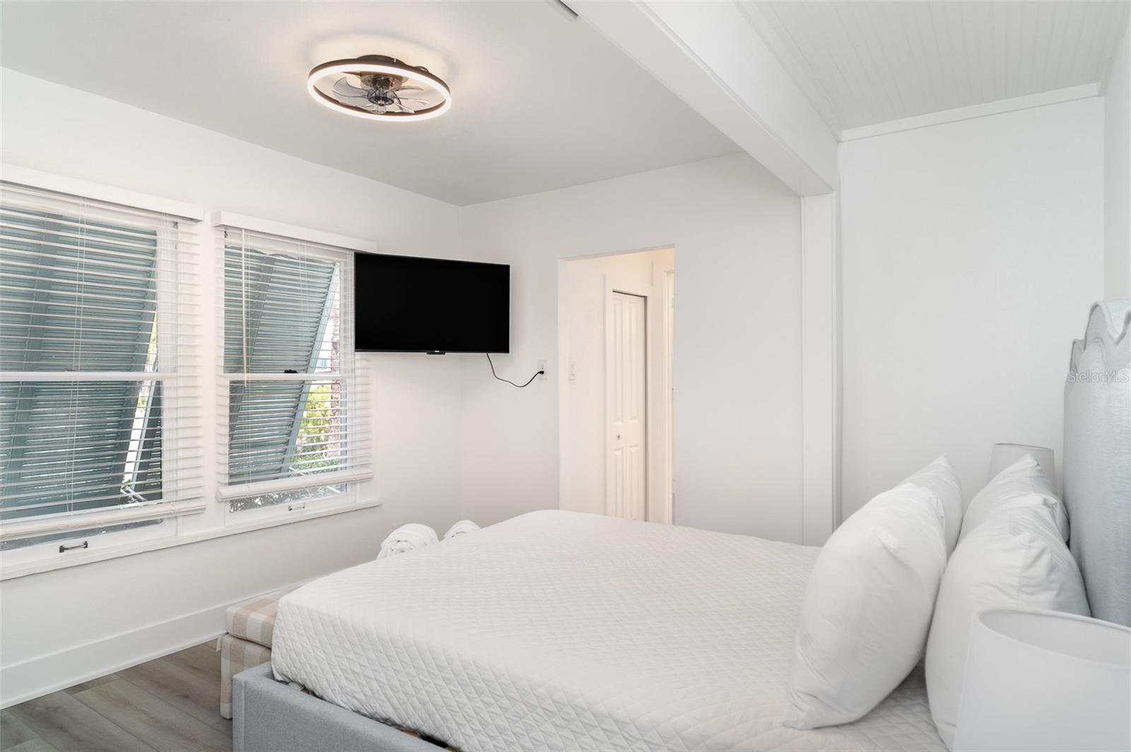 ANNA MARIA BEACH - Residential