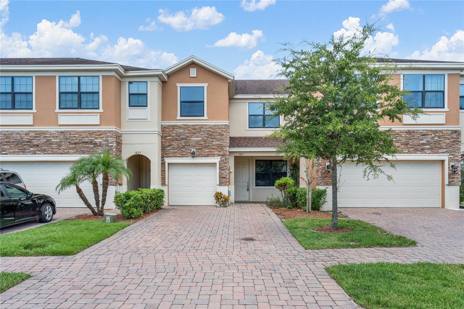 1833 PORTOFINO MEADOWS BOULEVARD