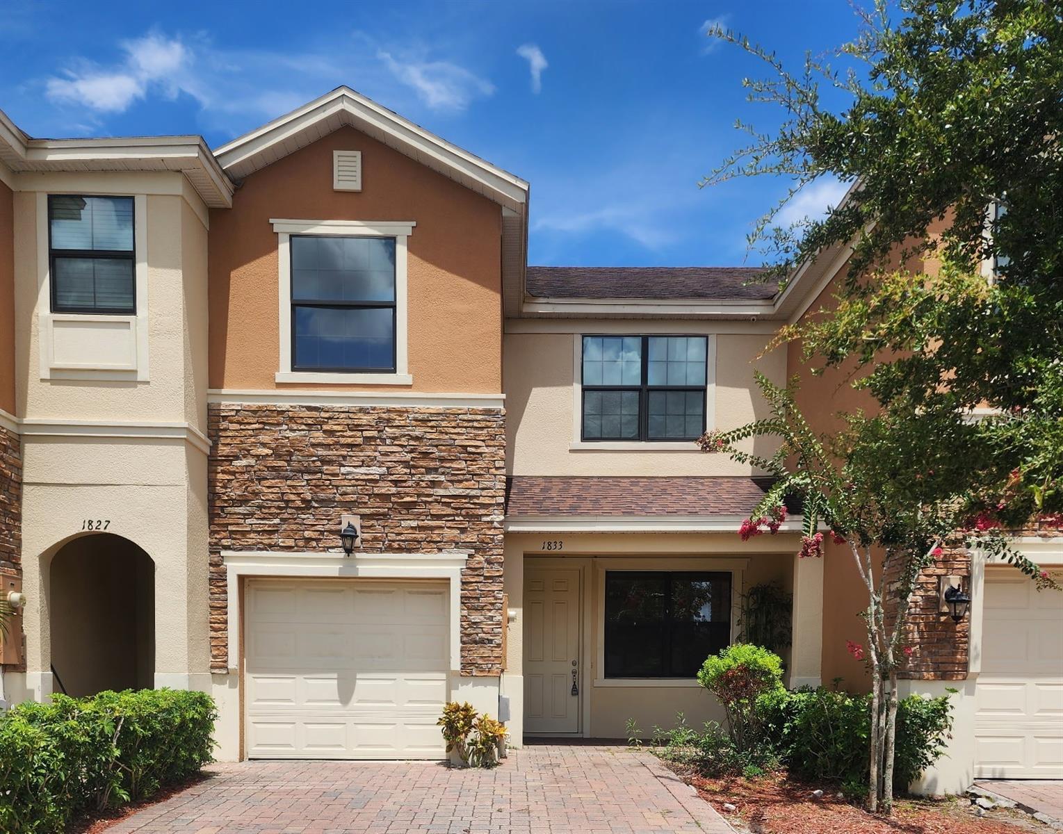 1833 PORTOFINO MEADOWS BOULEVARD
