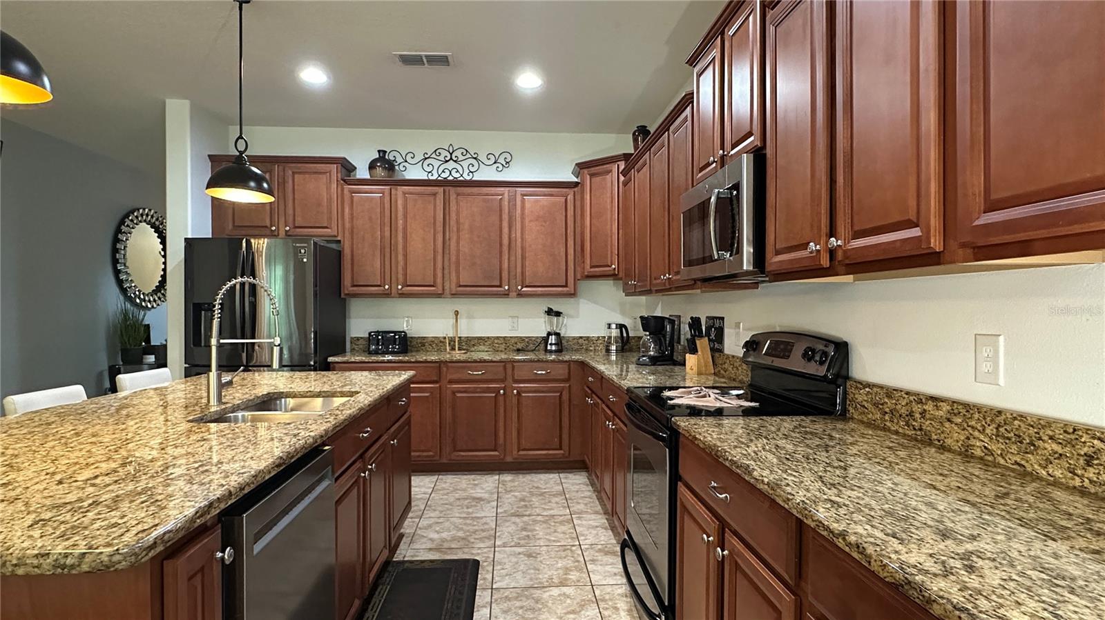 8860 CANDY PALM ROAD
