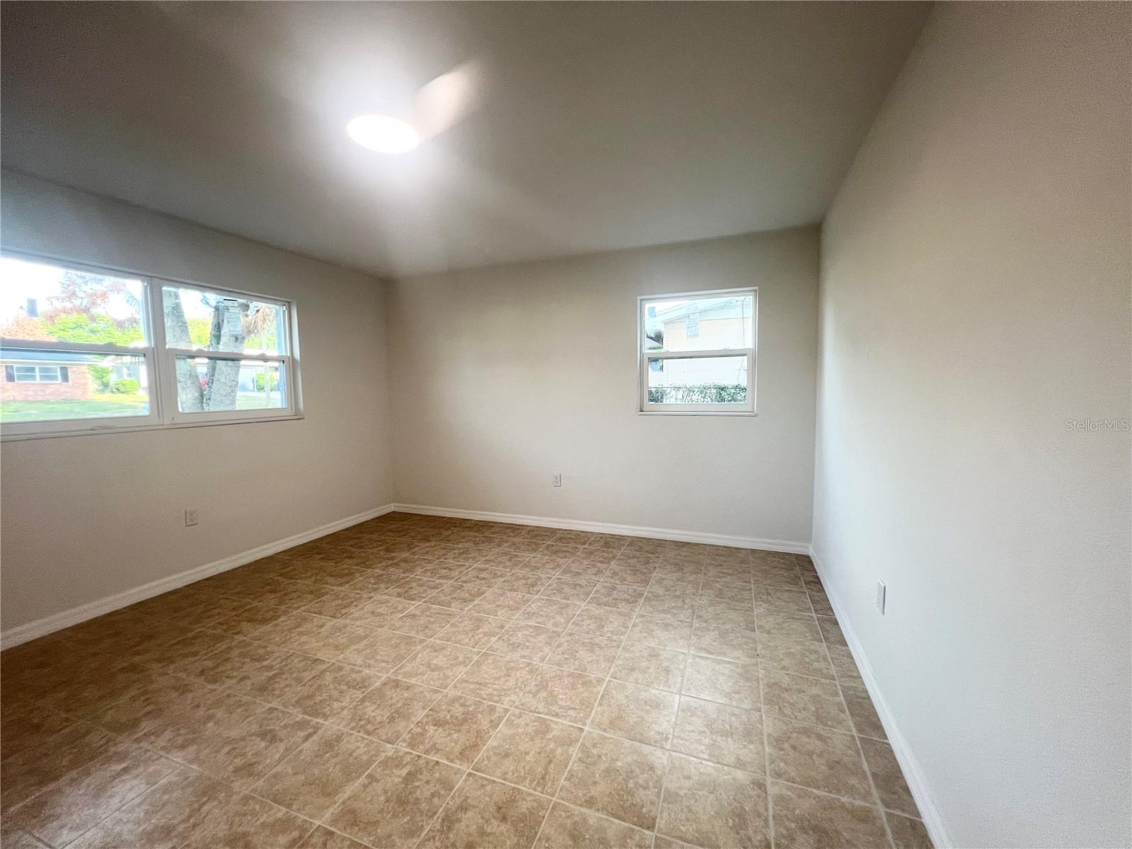GARDEN GROVE - Residential