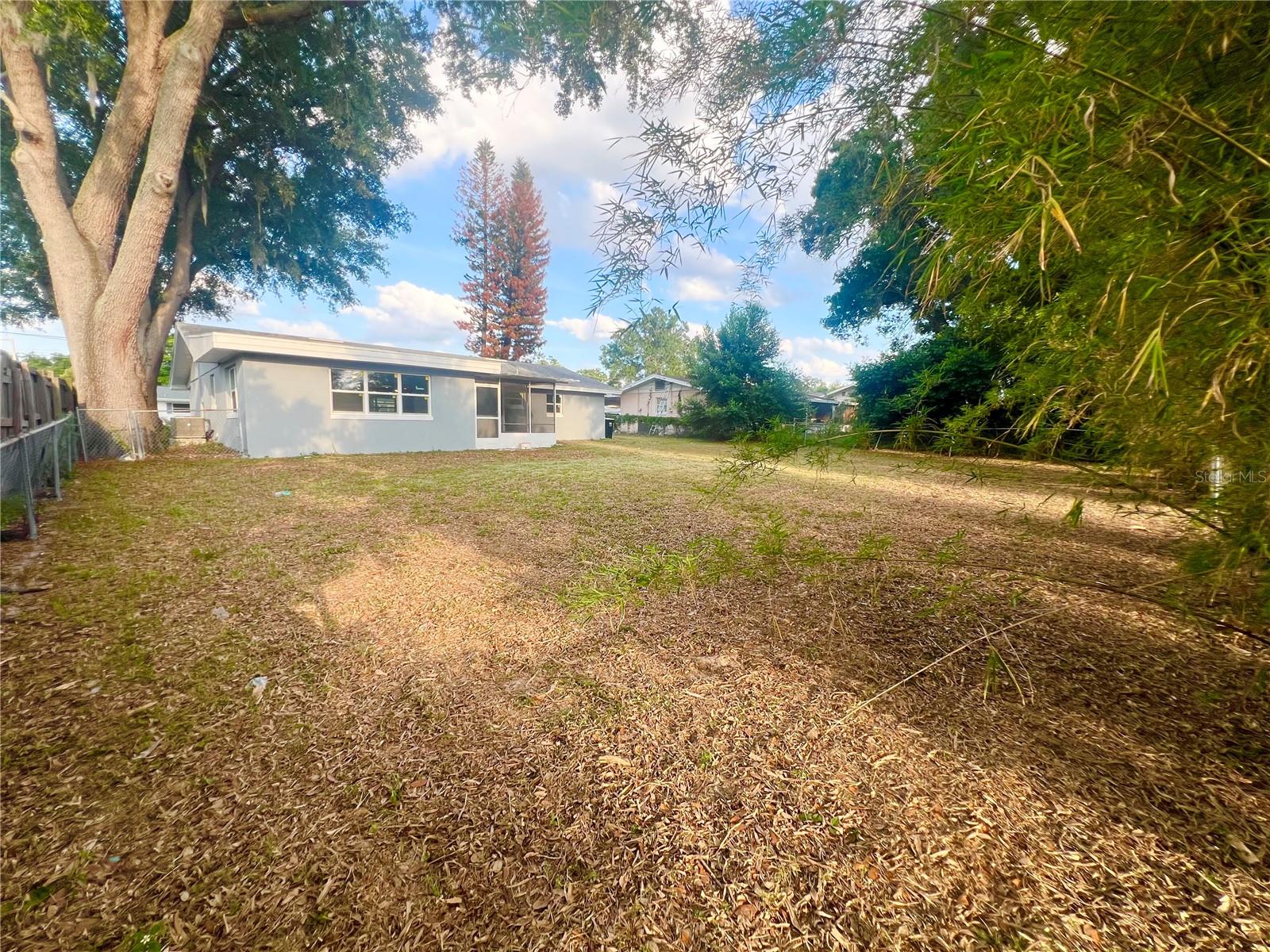 GARDEN GROVE - Residential