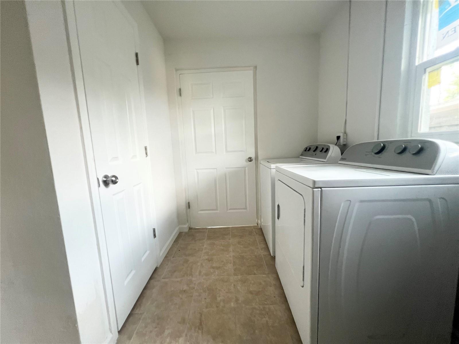 GARDEN GROVE - Residential