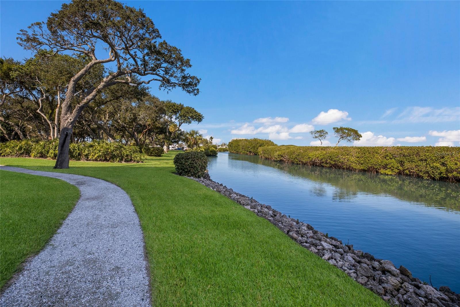 MARINA BAY - Residential