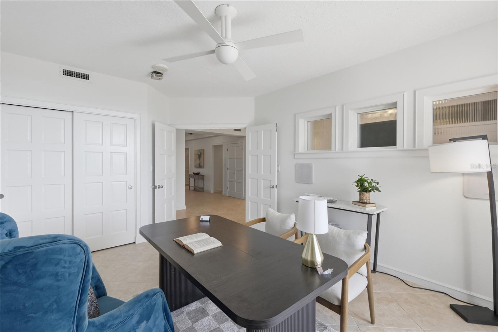 MARINA BAY - Residential