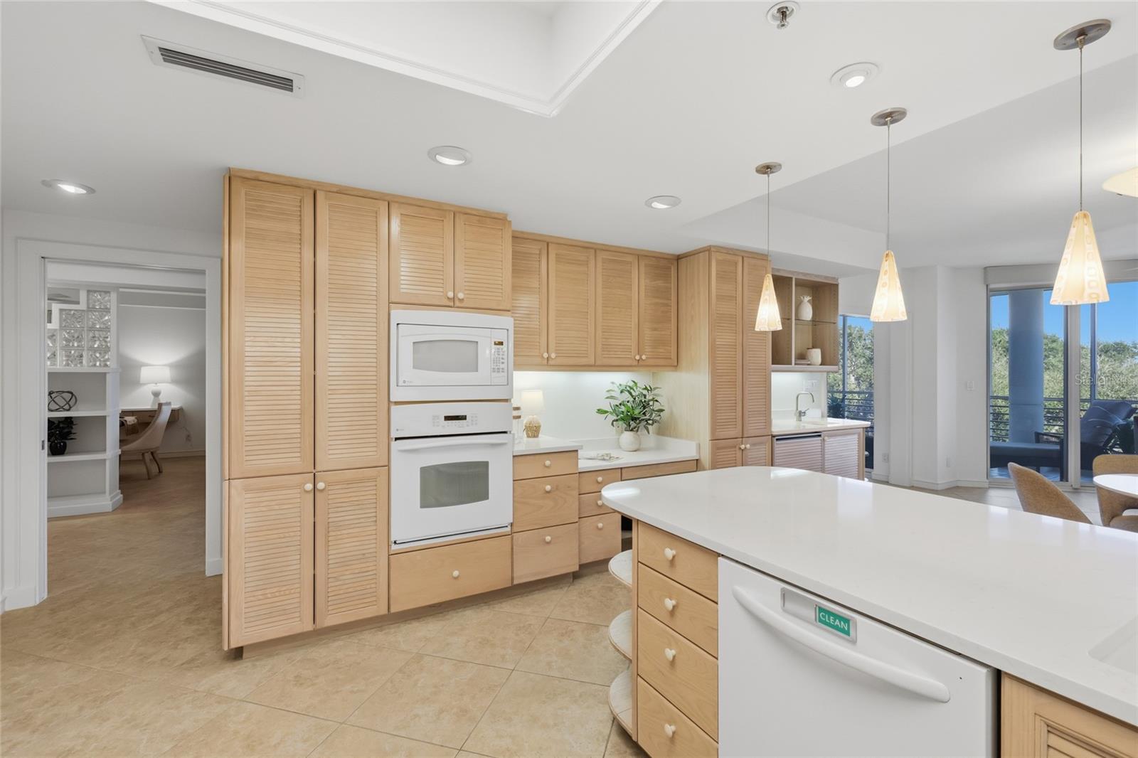 MARINA BAY - Residential