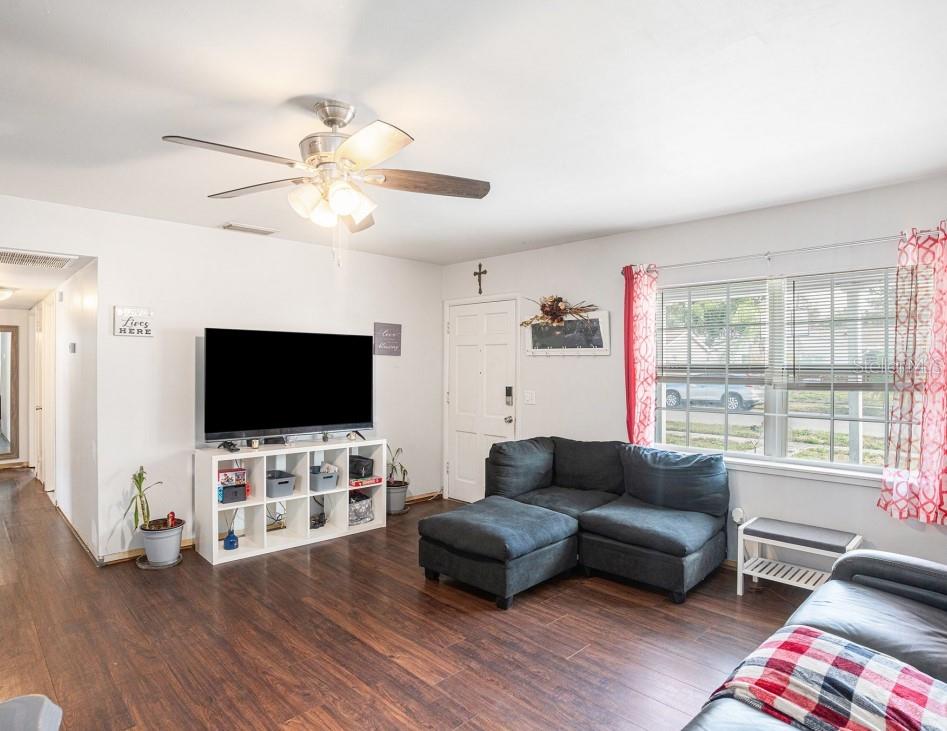 TOWN'N COUNTRY PARK UNIT 17 - Residential