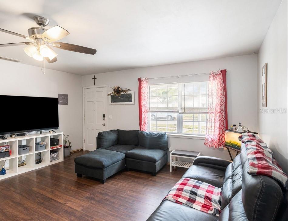 TOWN'N COUNTRY PARK UNIT 17 - Residential