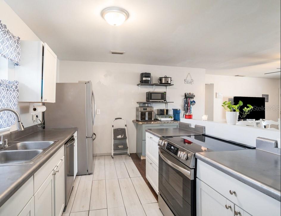 TOWN'N COUNTRY PARK UNIT 17 - Residential