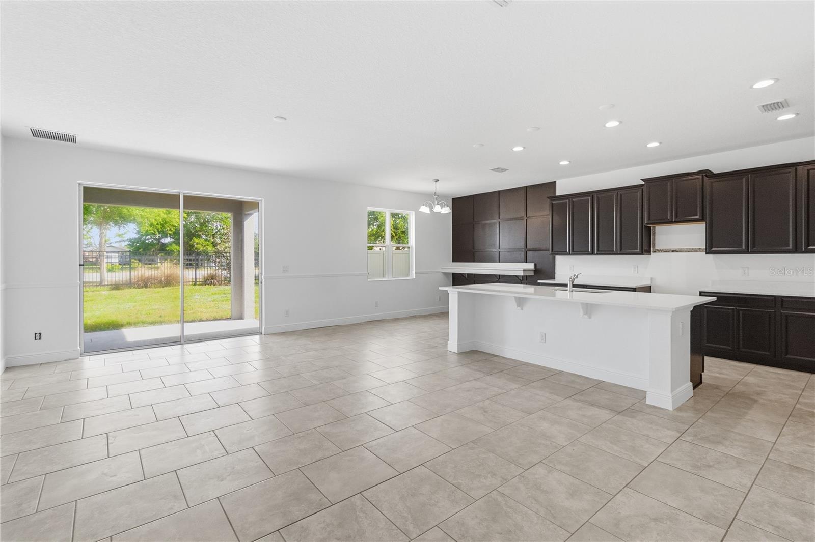 HANOVER LAKES PH 3 - Residential