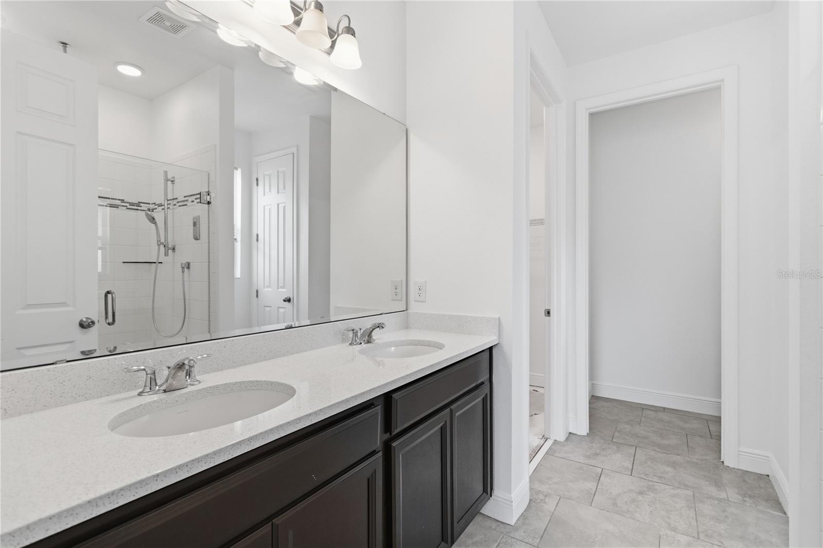 HANOVER LAKES PH 3 - Residential