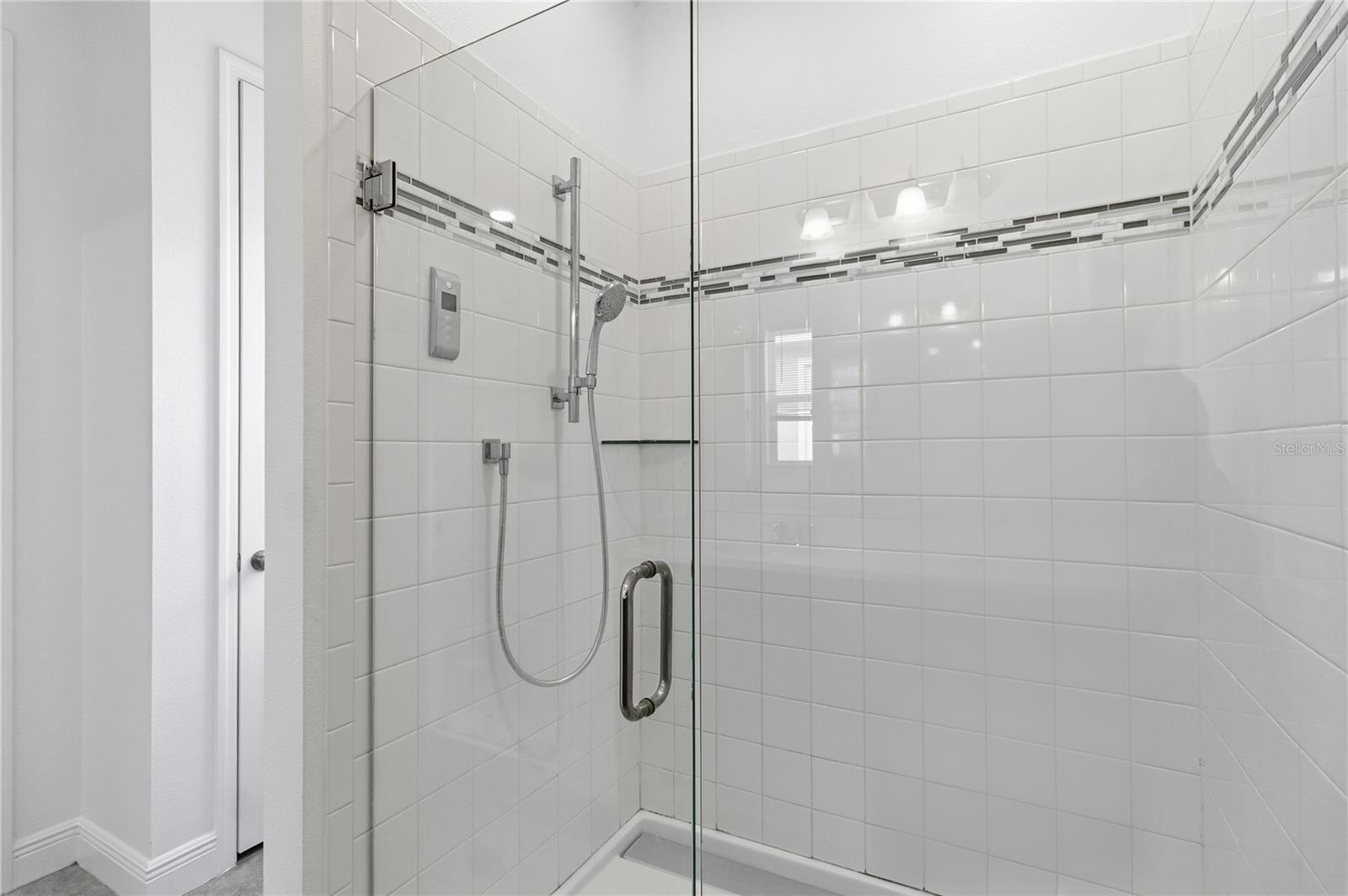 HANOVER LAKES PH 3 - Residential