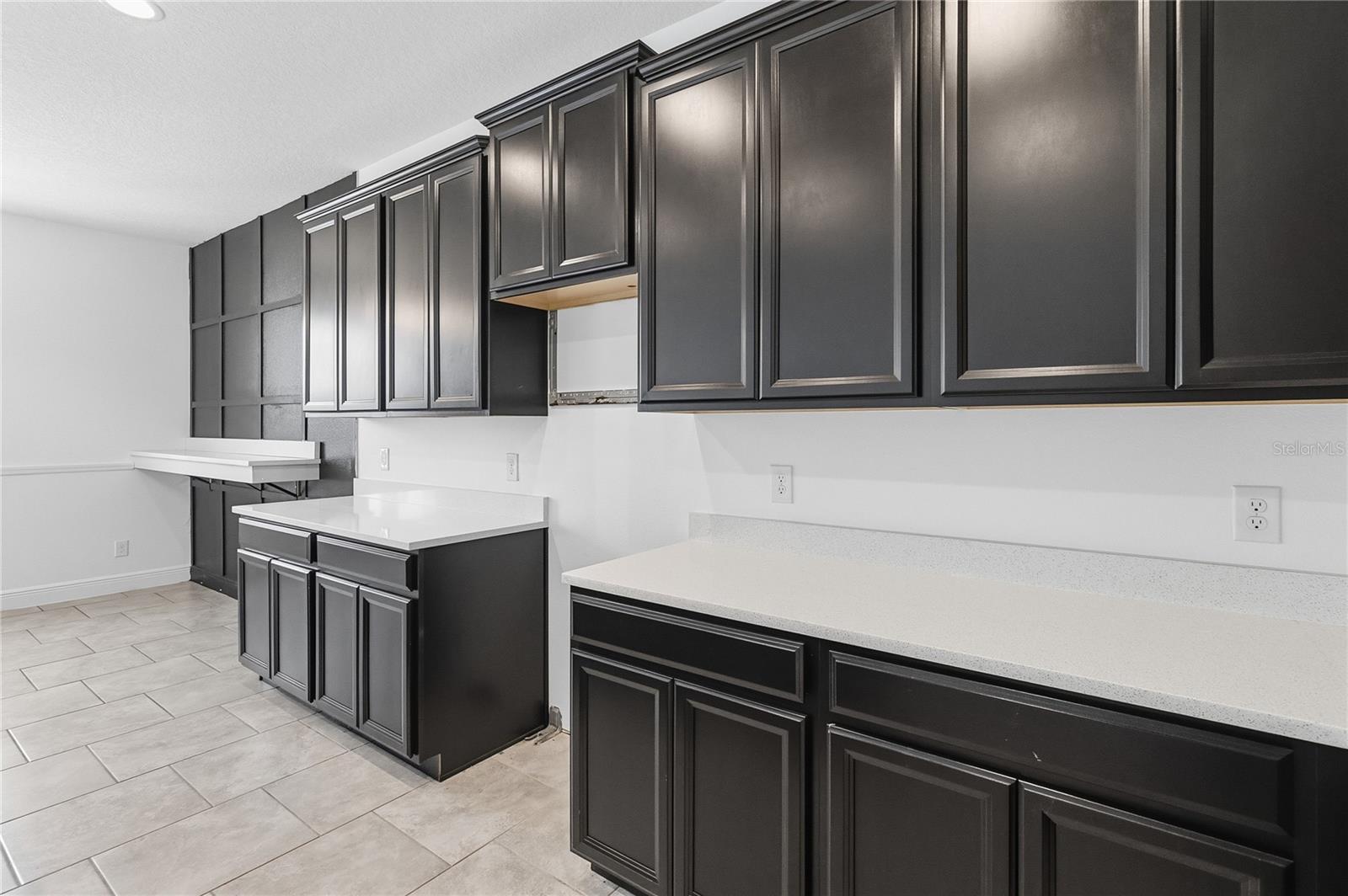 HANOVER LAKES PH 3 - Residential