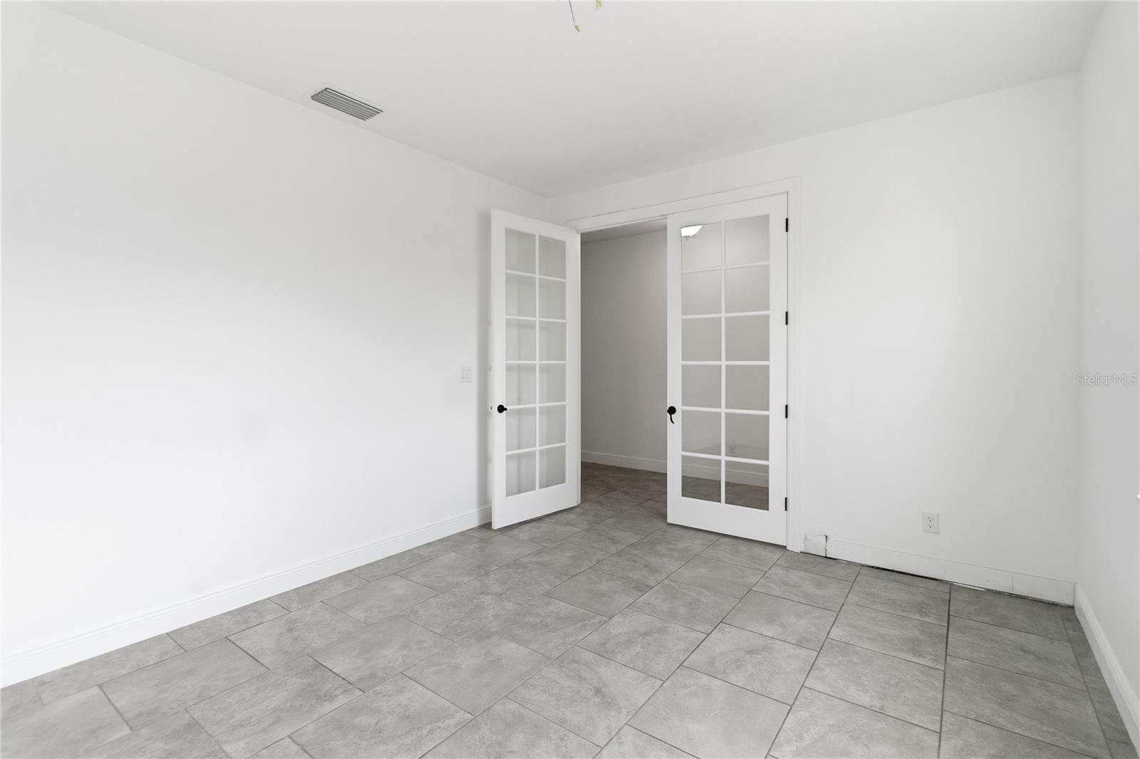 HANOVER LAKES PH 3 - Residential