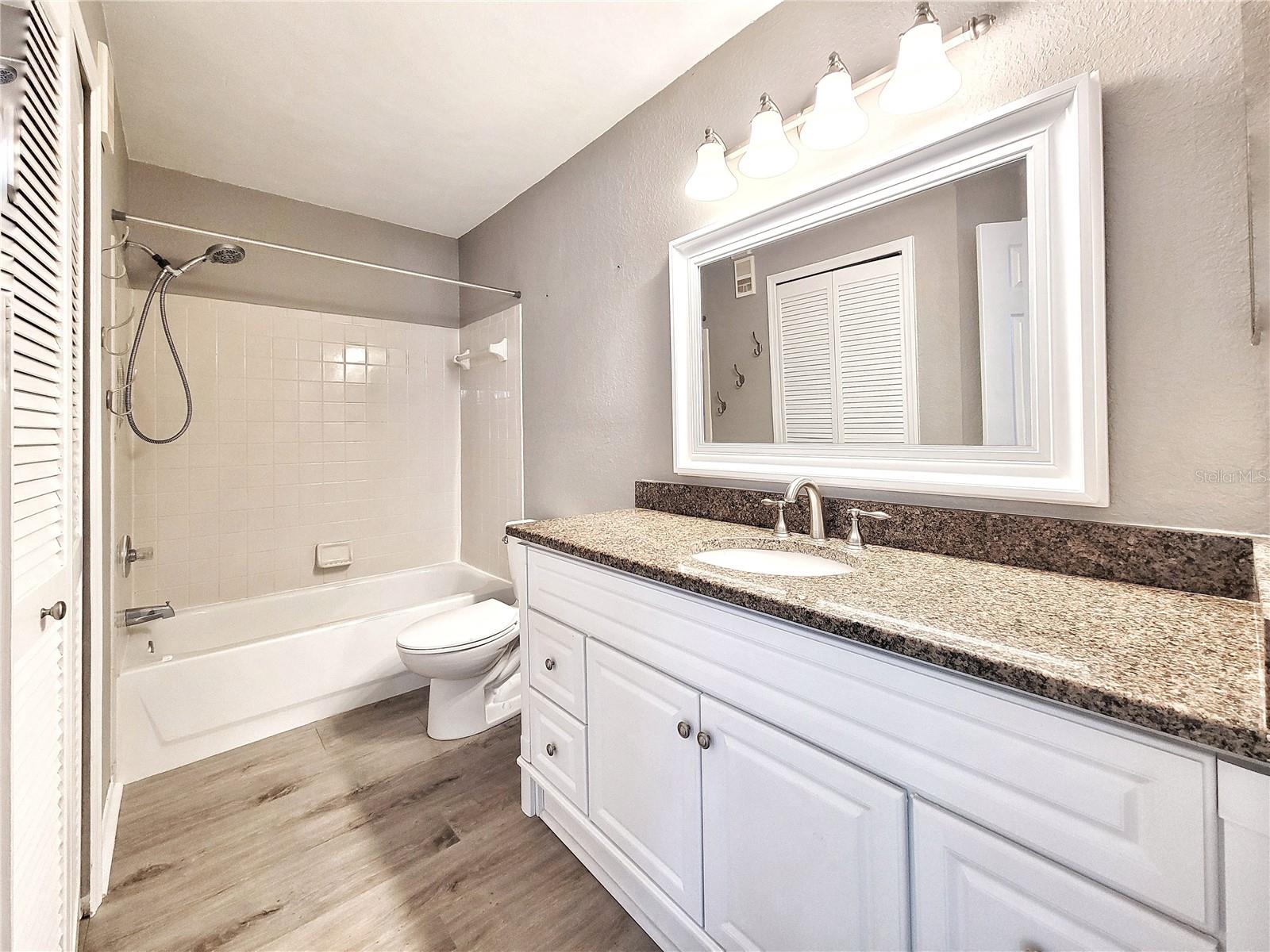 WINDSOR PARK - Residential