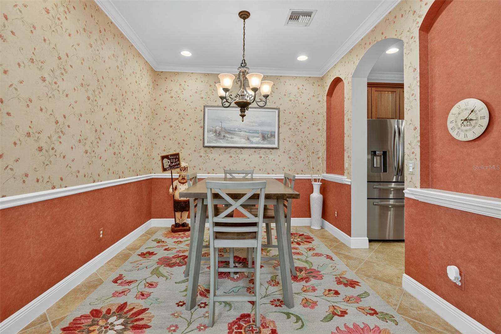 TOWNS AT LAKESIDE - Residential