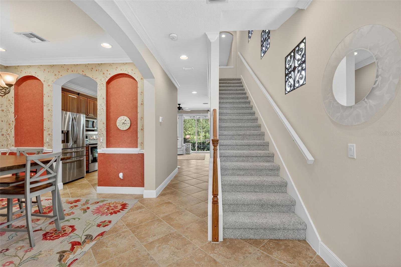 TOWNS AT LAKESIDE - Residential