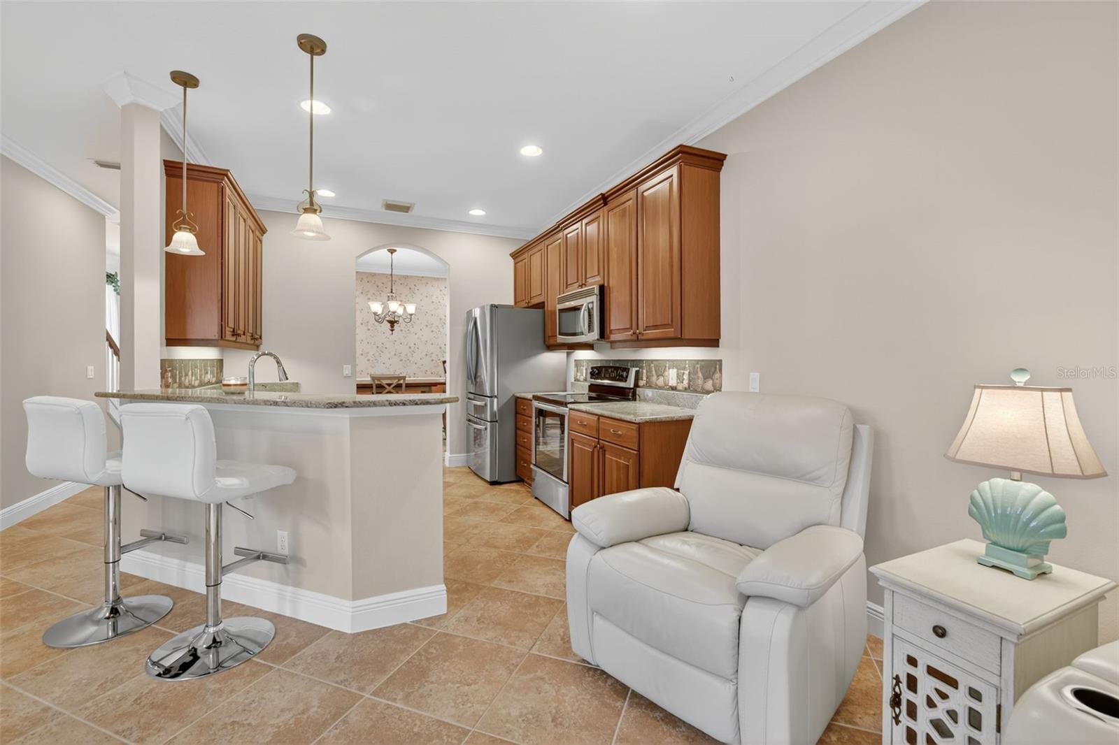 TOWNS AT LAKESIDE - Residential
