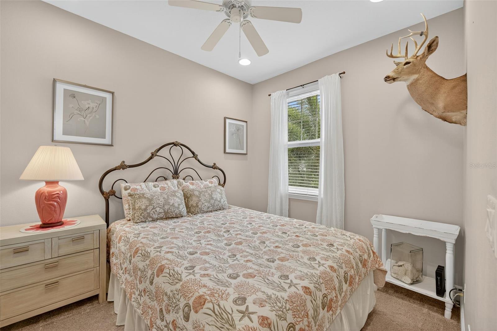 TOWNS AT LAKESIDE - Residential