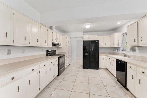 Tiny photo for 4505 SE 12th Place, Ocala, FL 34471 (MLS # OM724537)