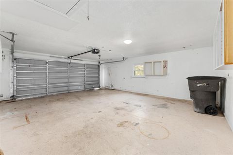 Tiny photo for 4505 SE 12th Place, Ocala, FL 34471 (MLS # OM724537)