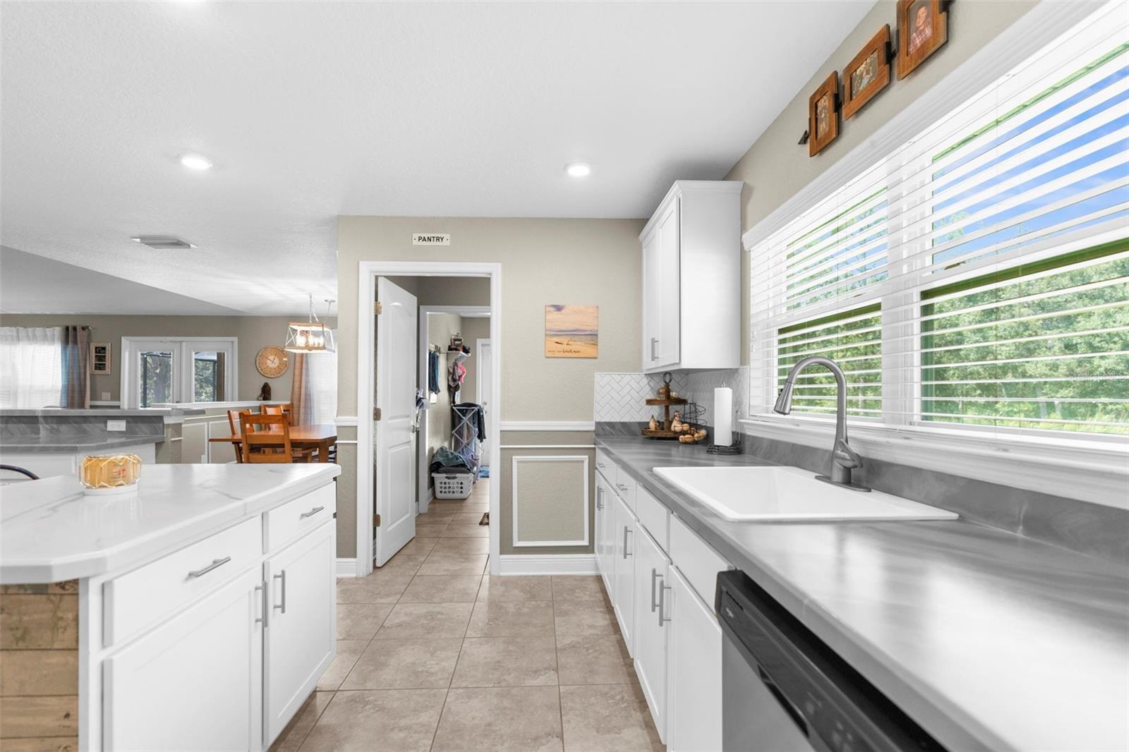 ROYAL HIGHLANDS UNIT 1B BLK 69 LOT 18 - Residential