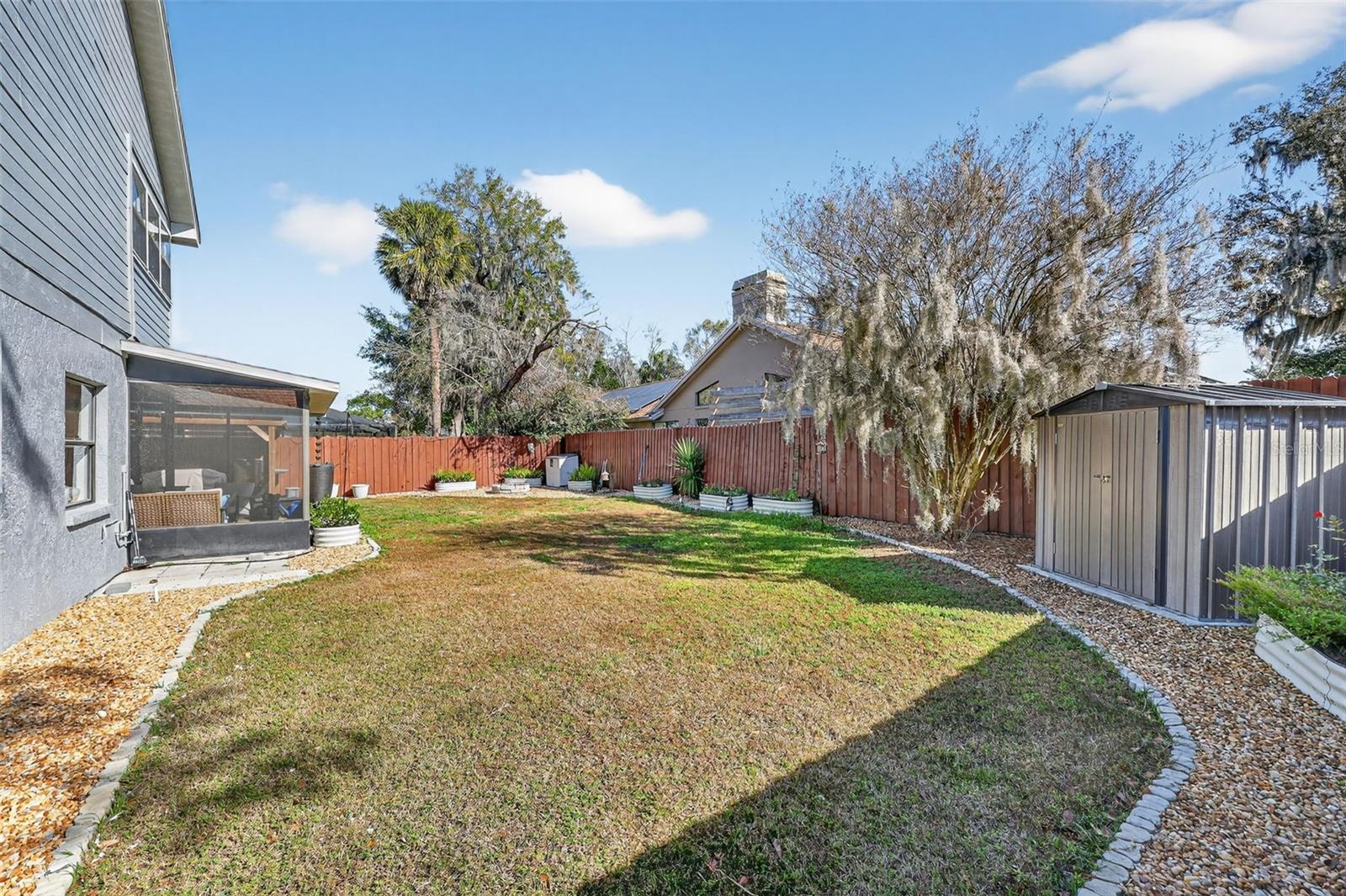 WALDEN LAKE / PADDOCKS - Residential