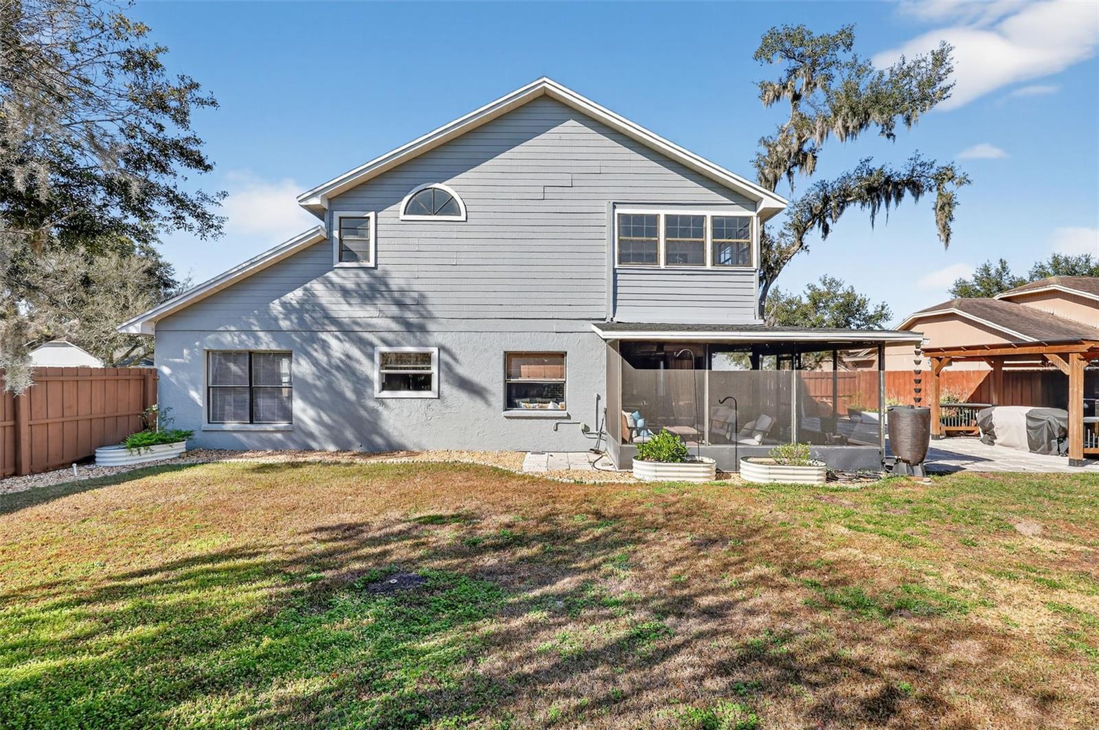 WALDEN LAKE / PADDOCKS - Residential