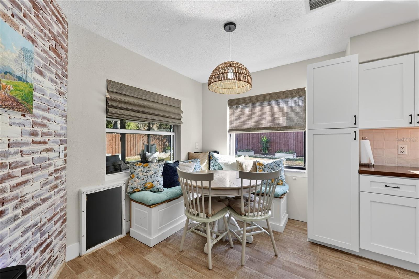 WALDEN LAKE / PADDOCKS - Residential