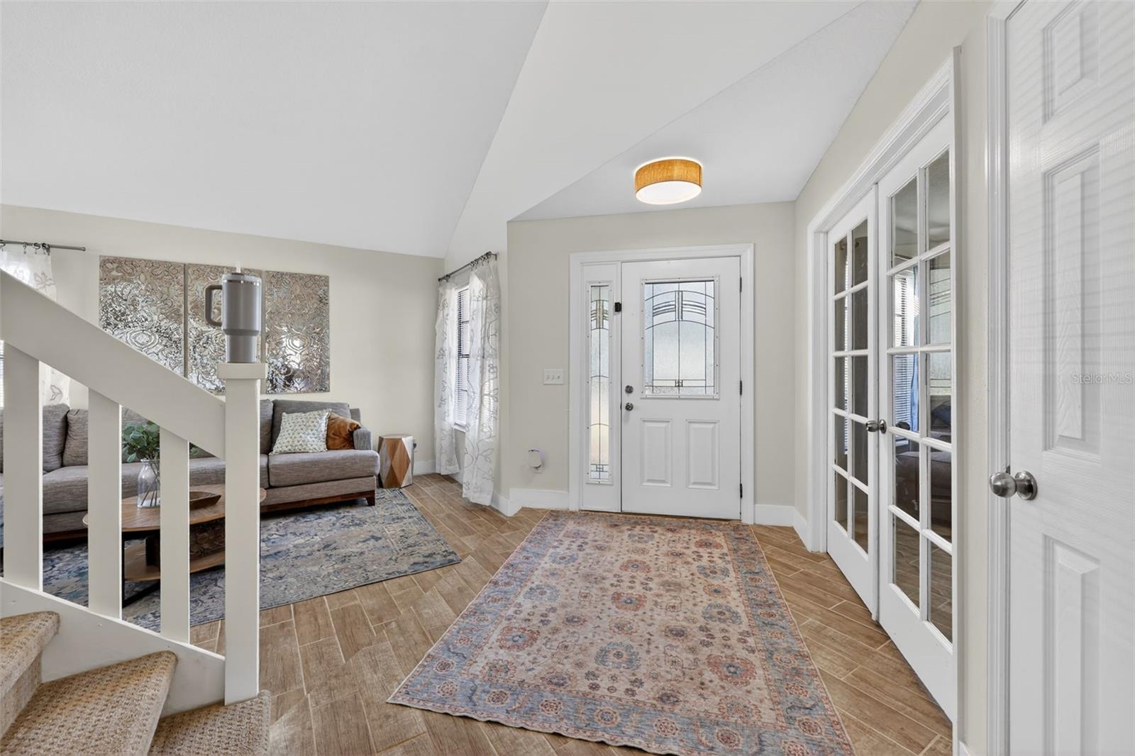 WALDEN LAKE / PADDOCKS - Residential