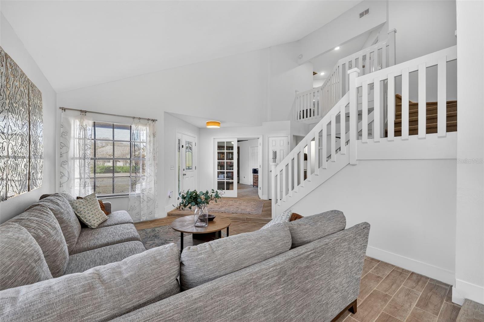 WALDEN LAKE / PADDOCKS - Residential