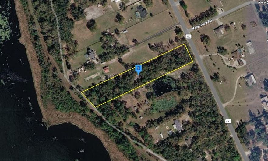 This vacant lot offers an excellent opportunity to build your future home or make a smart investment. Situated in a desirable neighborhood, the property features 2.942 acres with wooded terrain and public utilities available. Enjoy a peaceful setting while remaining conveniently located near shopping, dining, schools, and major highways, providing easy access to city amenities. Whether you’re looking for a private retreat, a development opportunity, or a long-term investment, this lot provides the flexibility and location to suit your needs. 

I MAKE IT MY POLICY TO PUT ALL KNOWN INFORMATION ABOUT EACH LOT IN THE WRITE UP DETAILS, SO IF YOU DON’T SEE THE ANSWER YOU’RE LOOKING FOR , PLEASE CONTACT THE COUNTY TO GATHER INFORMATION.PLEASE UNDERSTAND WHEN BUYING OR SELLING VACANT/RAW LAND THIS IS USUALLY THE CASE. THE LISTING AGENT DOES NOT GUARANTEE THE ACCURACY OF THE INFORMATION IN THIS LISTING AND IS TO BE HELD HARMLESS OF ANY MISREPRESENTATION. BUYERS ARE ENCOURAGED TO DO THEIR OWN DUE DILIGENCE TO MAKE SURE THE LOT IS A GOOD FIT. SELLERS HAVE STATED THAT THEY WISH TO SELECT THE TITLE AGENCY FOR CLOSING. THEY ARE WILLING TO COVER THAT COST AT CLOSING. THANK YOU FOR LOOKING. THIS IS A FLAT FEE LIMITED-SERVICE LISTING.