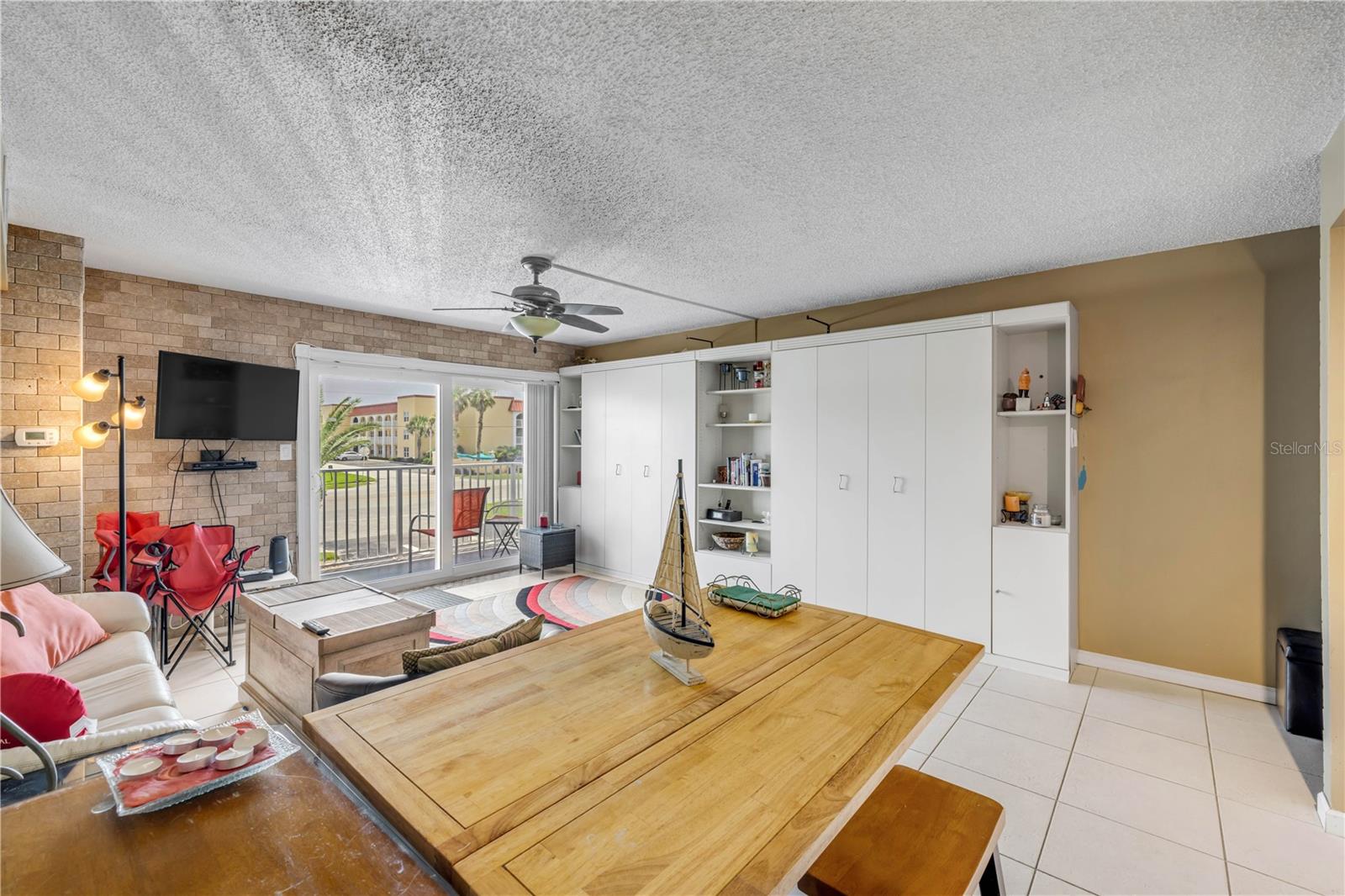 MARINERS COVE CONDO - Residential