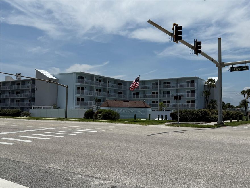 Upgraded Southend Unit weekend studio condo home at Mariner's cove with great ocean views.  This cozy weekend retreat sleeps 6+ and includes 2 full-sized Murphy beds and a separate room with bunk beds for 2 more guests.  Must see pictures.  Enjoy the pool and the outdoor fire pit, or walk across the street to the beach.  Pristine!  Use carefree on-site maintenance and management.