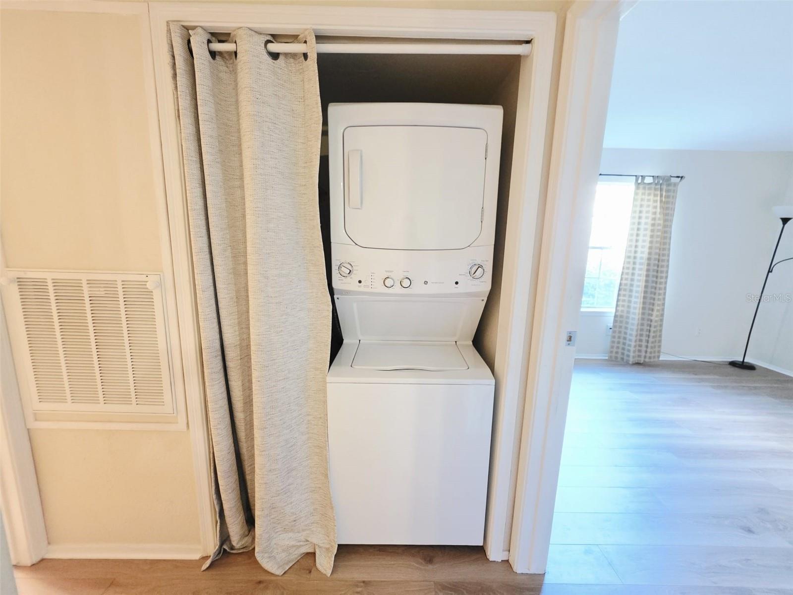 ENCLAVE AT ST PETERSBURG - Residential Lease