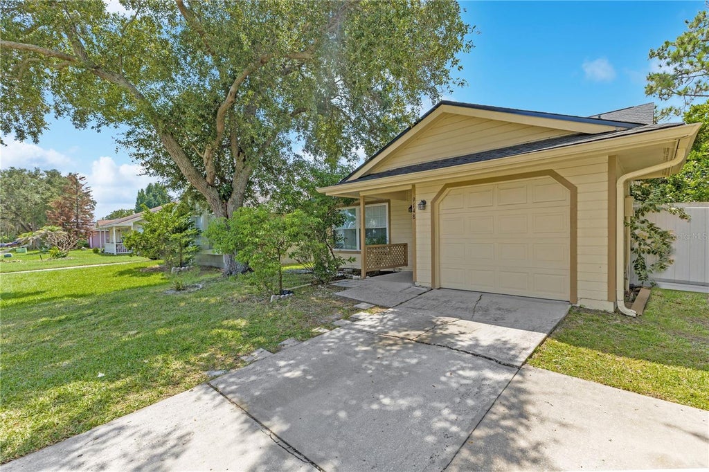 Photo of 9148 Dubois Boulevard, Orlando, FL 32825 (MLS # O6429547)