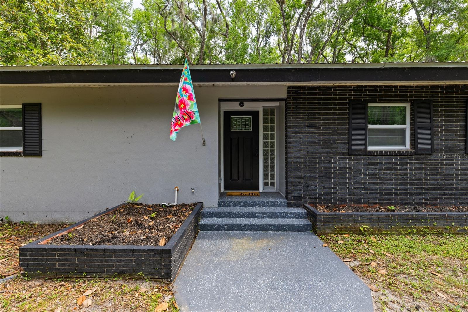 5021 W UNIVERSITY AVENUE
