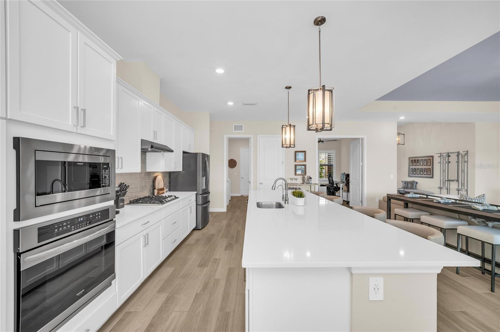 LORRAINE LAKES PH I - Residential