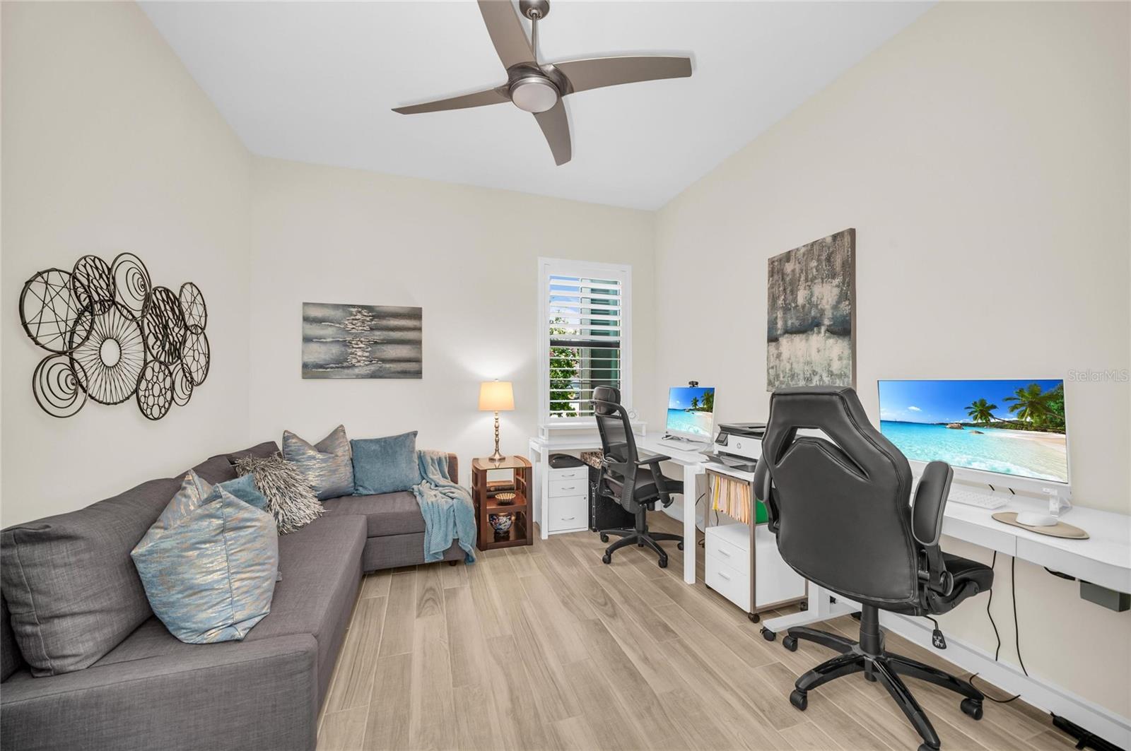 LORRAINE LAKES PH I - Residential