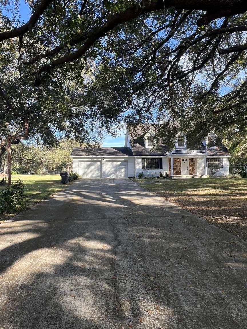 6611 HEREFORD DRIVE